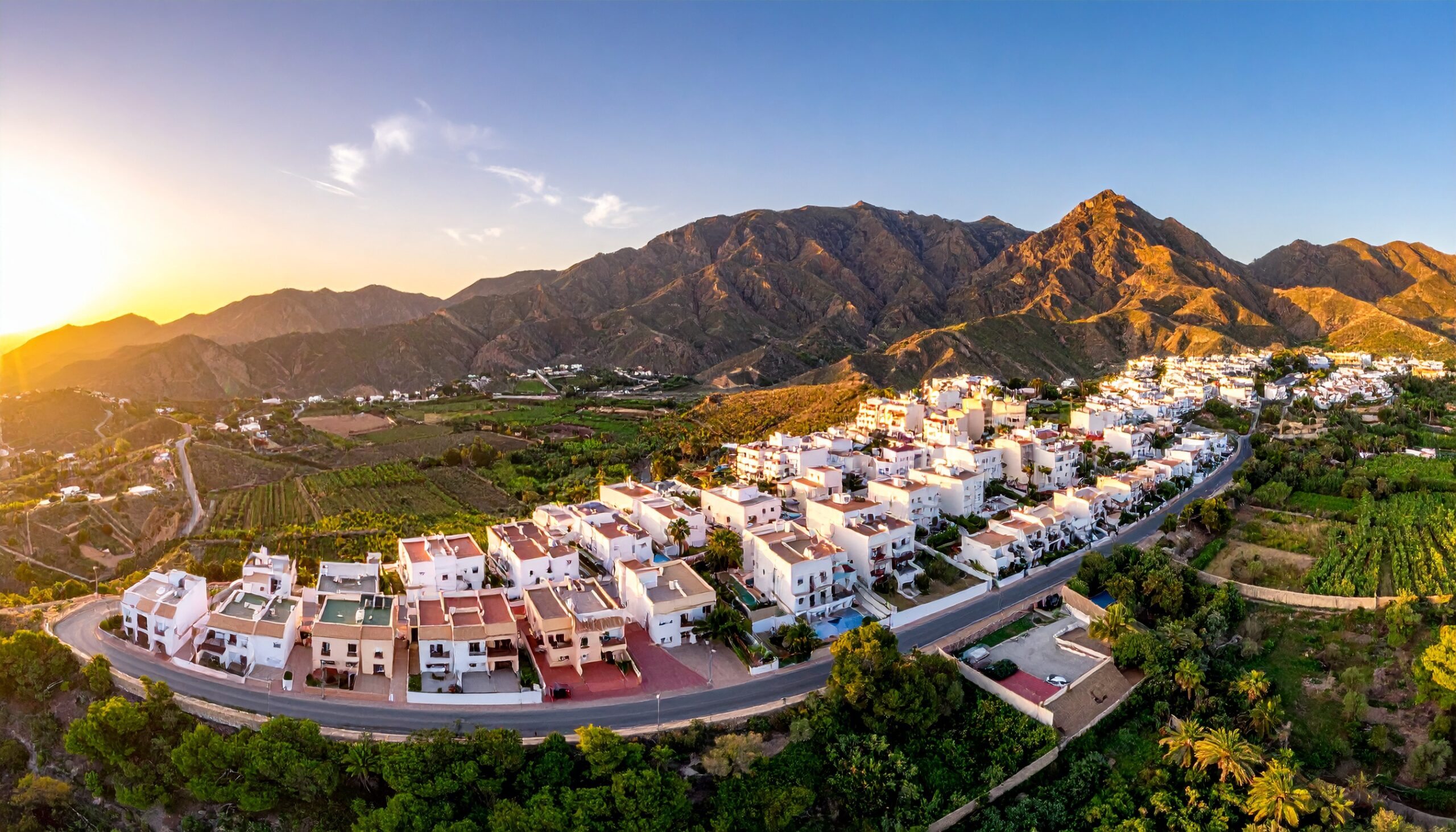 Vista panorámica de El Parador, Almería, zona residencial ideal para familias